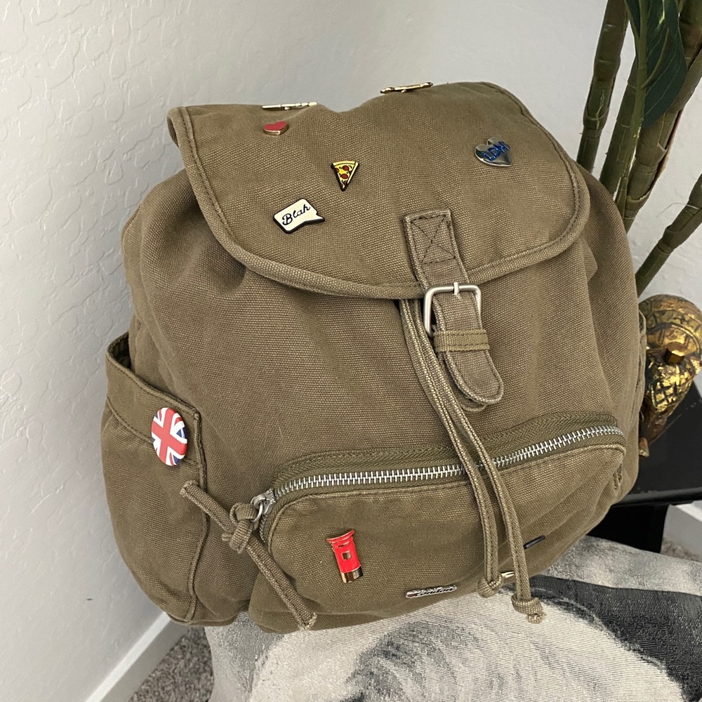 Cotton Canvas BackPack with U.K. Embellishments